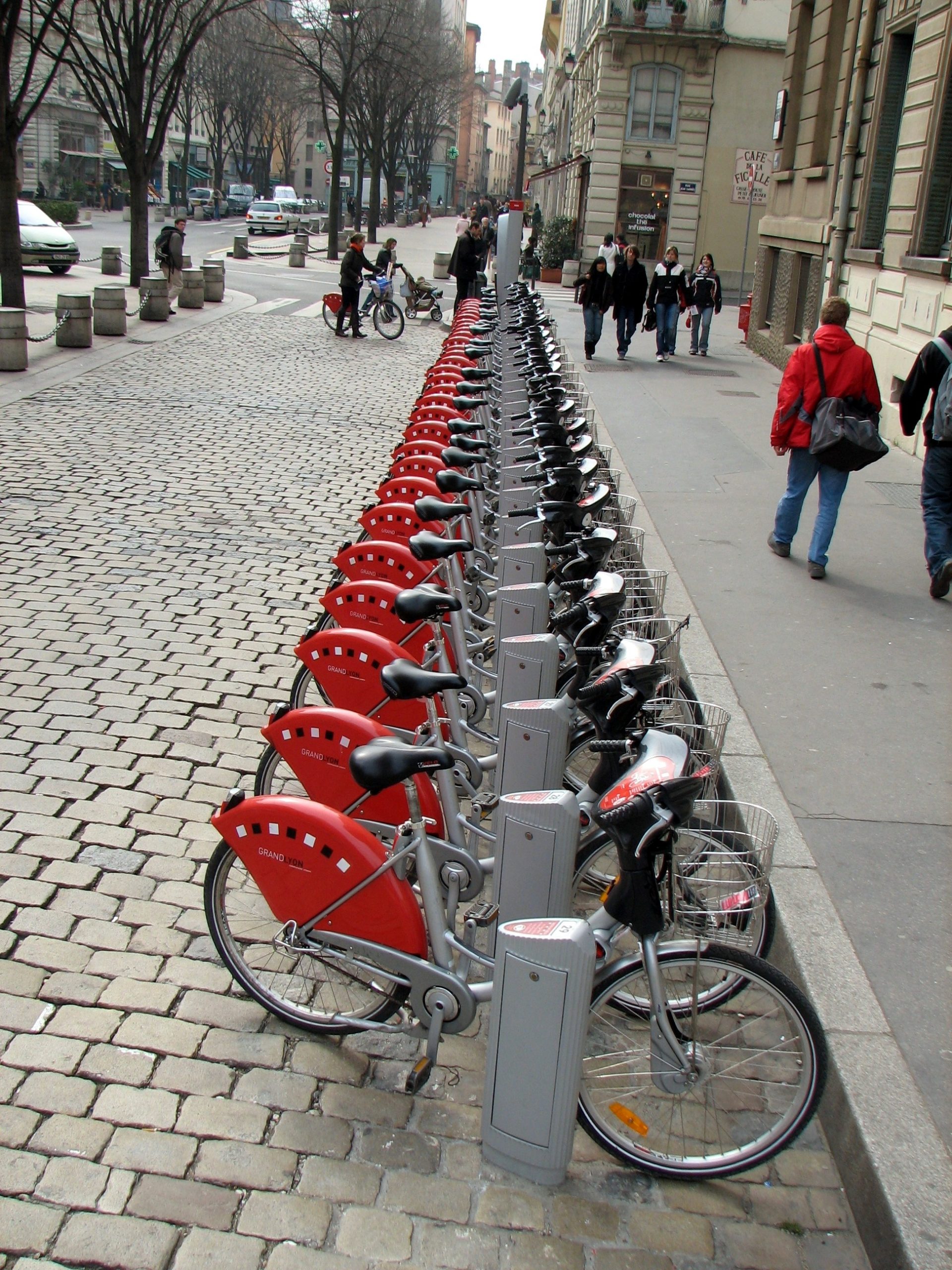 Assistance à l’élaboration d’un schéma directeur du stationnement vélo à Lyon